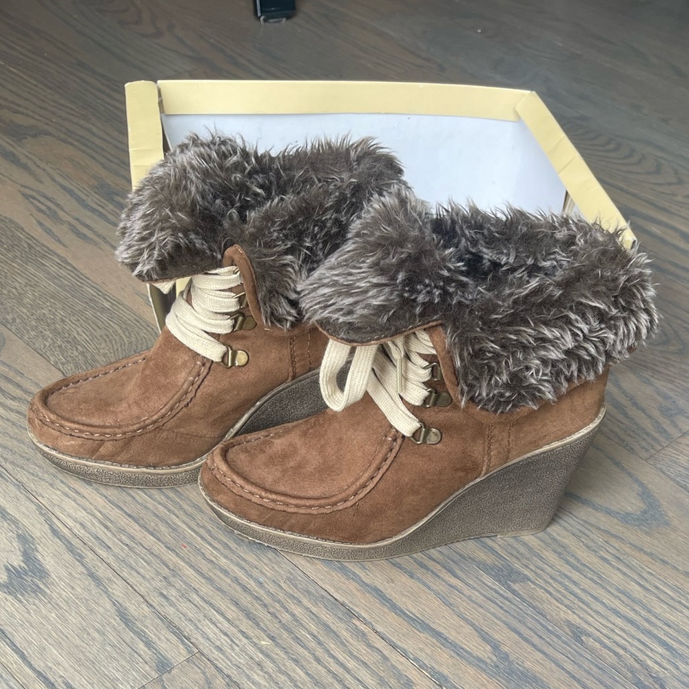 Mossimo Supply Co Kamea Tan Lace Up Wedge Ankle Boots